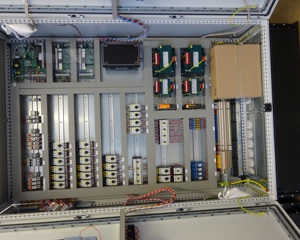 Control cabinet broiler viper internal vent/feed/lighting